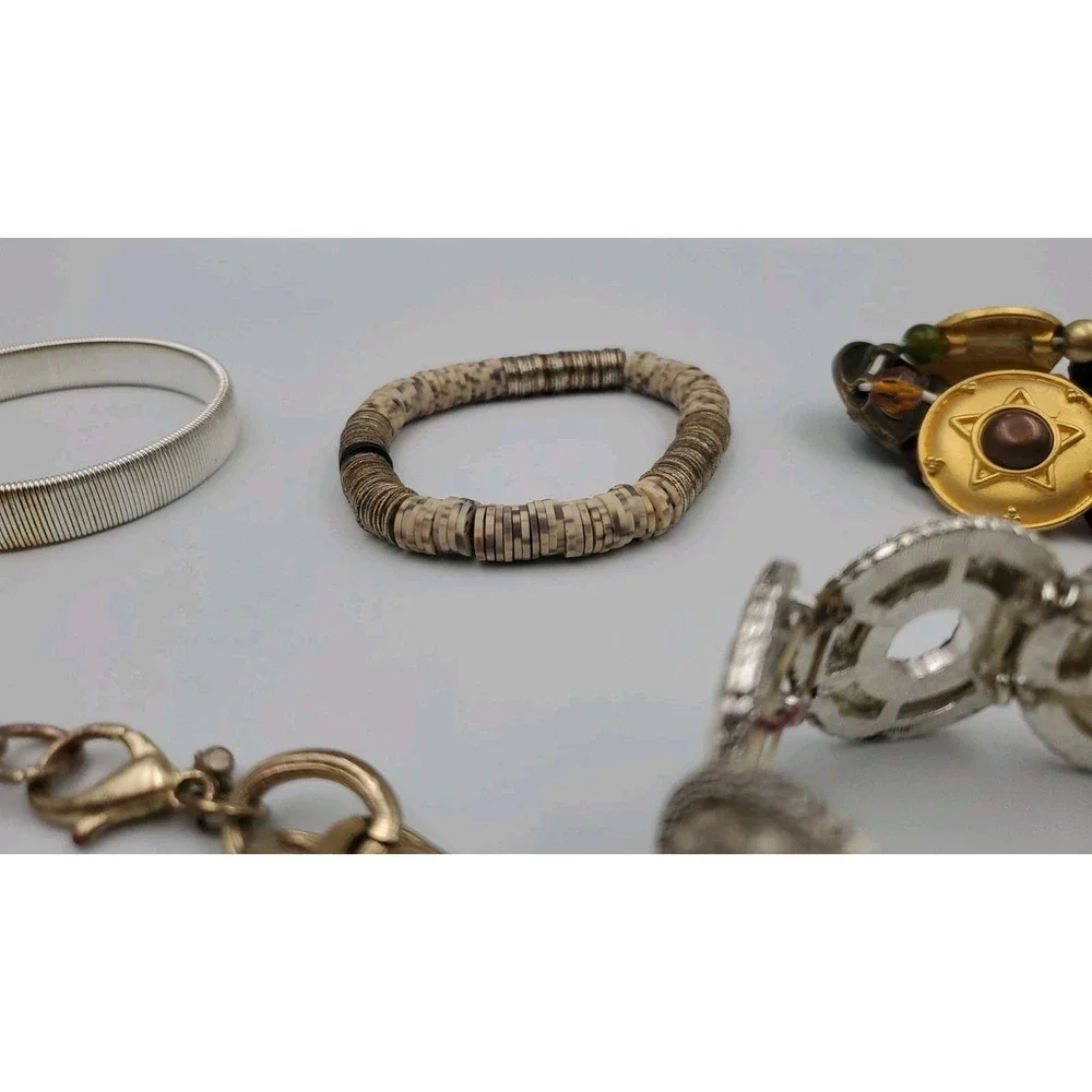 Lot‎ Of 5 Fashion Bracelets Beads Gold Silver Tone Chunky Some Stretchy Variety